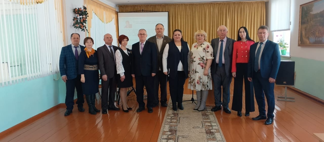 20 марта в Сузгарьевской СОШ состоялась VII Республиканская конференция «Ельмеевские чтения» под названием «Семьи связующая нить»..