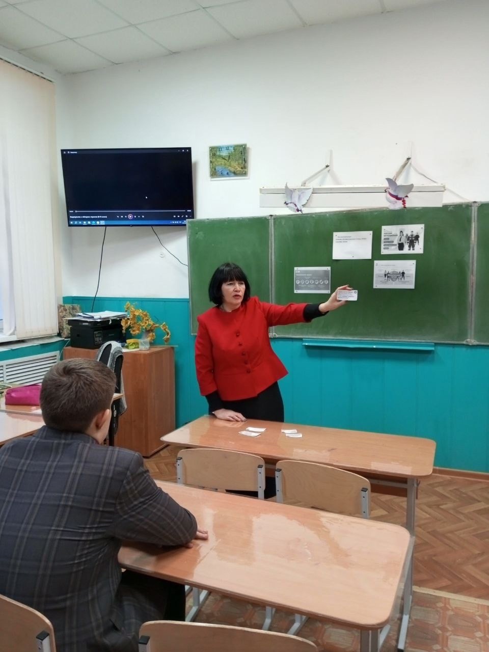 Сегодня в 6-11 классах прошли уроки ПРОФМИНИМУМА «Россия безопасная: полиция, противопожарная служба, служба спасения, охрана»..