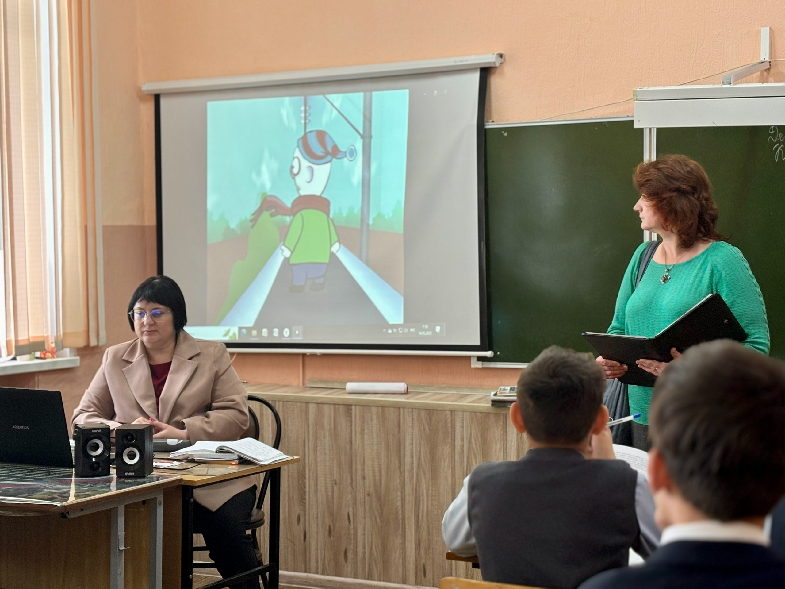 19 мая в рамках месячника «Уступи дорогу поездам» состоялась встреча с Ивашечкиной Е.И. – специалистом по охране труда РЖД ЭЧ-3..