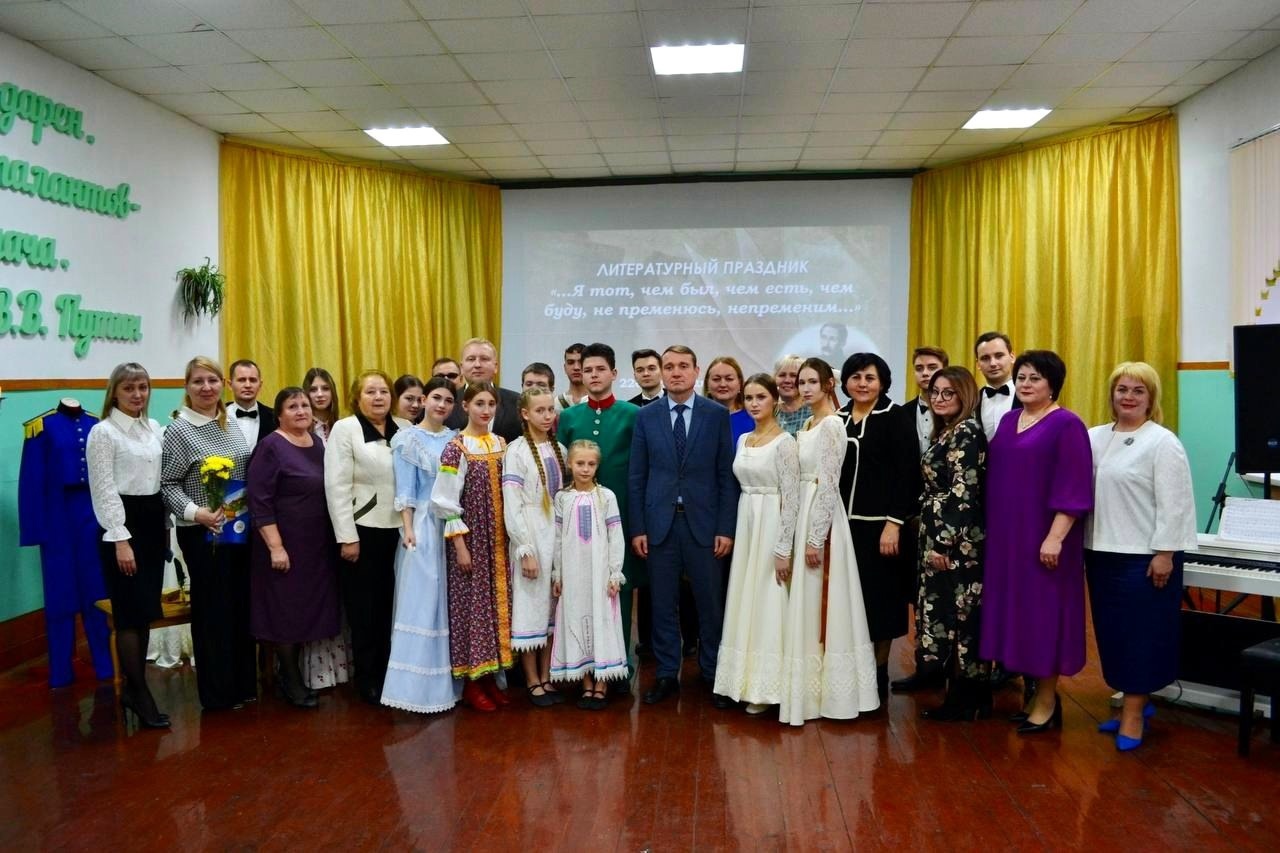 Сегодня в школе №9 была по-настоящему необыкновенная атмосфера....