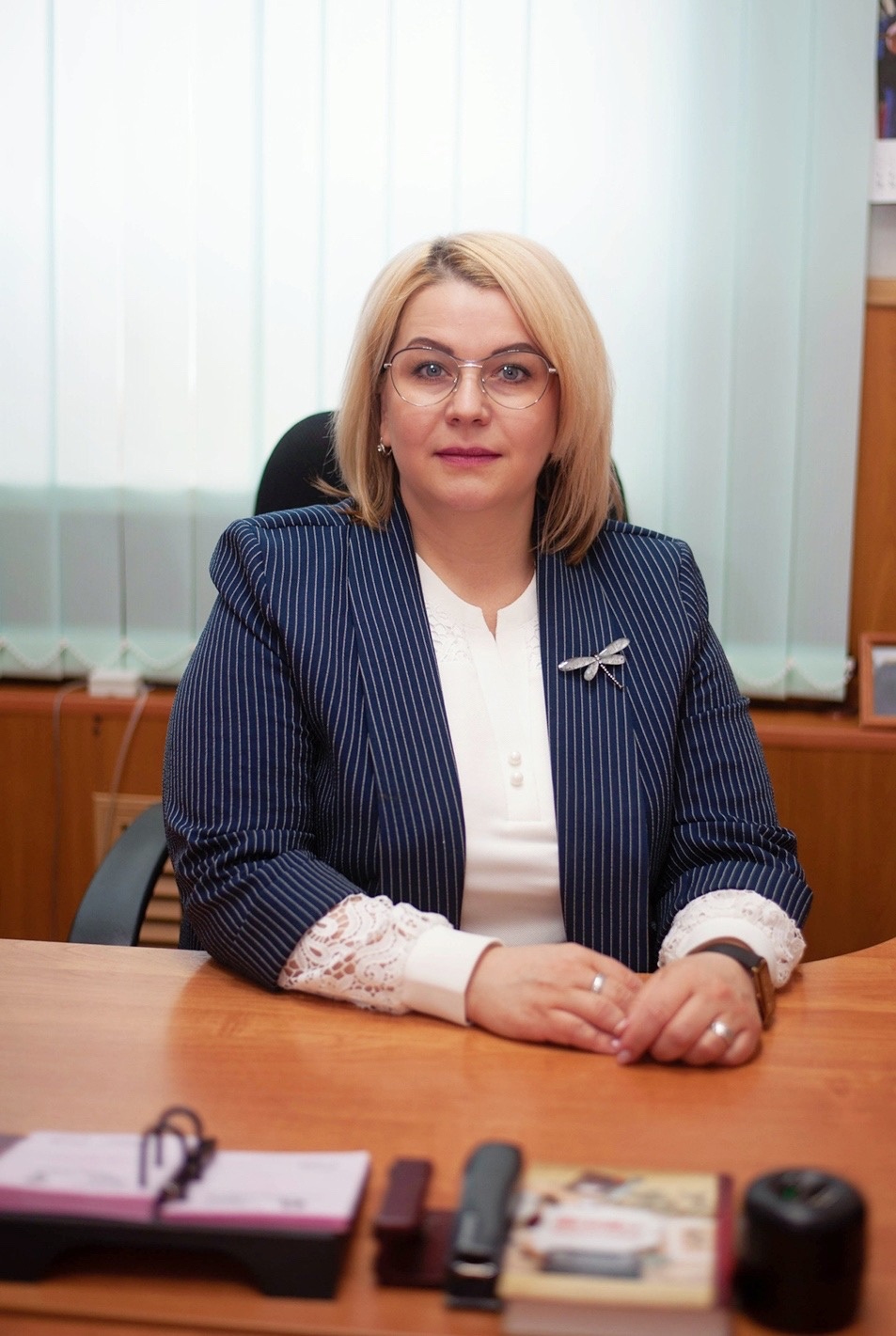 Сегодня свой день рождения отмечает БОДРОВА ИРИНА ВЛАДИМИРОВНА, директор МБОУ «СОШ 9»..