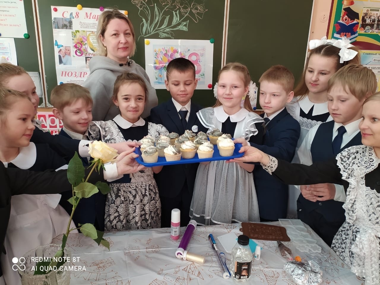 Сегодня во  2 &amp;quot;Б&amp;quot; классе прошёл вкуснейший кондитерский мастер-класс..