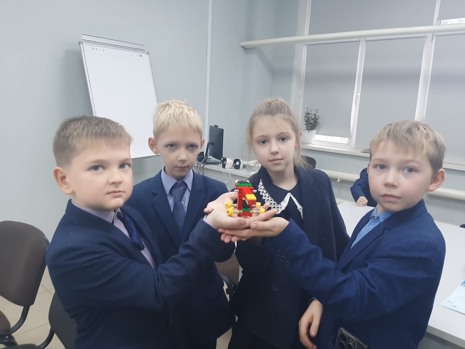 12 ноября 3 &amp;quot;А&amp;quot; класс посетил очередное занятия на Рузхиммаше..