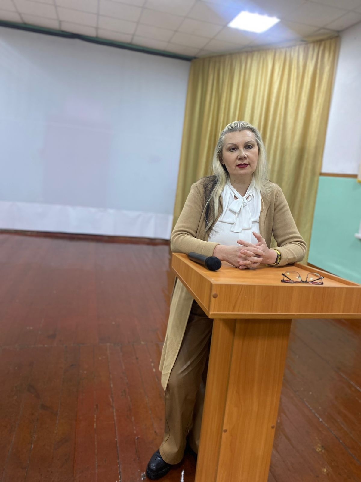 Сегодня в школе прошло общешкольное родительское собрание на тему : &amp;quot;Атмосфера жизни семьи как фактор физического и психического здоровья ребёнка &amp;quot;..